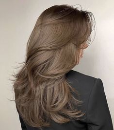 Level Seven Blonde, Korean Hair Inspo Short, Light Brown Hair Neutral, Light Brown Hair No Highlights Natural, Mushroom Light Brown Hair, Light Milk Chocolate Hair Color, Cool Beige Hair, Brown Beige Hair Color, Aesthetic Hair Korean