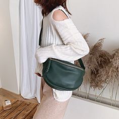 Brand Name: LXHYSJOrigin: CN(Origin)Main Material: PUModel Number: ZY850Strap Drop: 110cmMaterial Composition: PU leatherPattern Type: SolidStyle: FashionShape: PillowGender: WOMENItem Length: 26cmItem Type: Waist PacksName: Women's crossbody bagColour: White Black Green BrownSize: 26 * 15 * 7cmNumber of shoulder straps: 2 Green Crossbody Chest Bag With Zipper Closure, Green Crossbody Chest Bag With Zipper, Green Belt Bag With Zipper Closure, Green Shoulder Belt Bag With Zipper Closure, Trendy Green Crossbody Belt Bag, Everyday Green Chest Bag, Green Shoulder Belt Bag For On-the-go, Trendy Crossbody Belt Bag For Errands, Fanny Pack Fashion