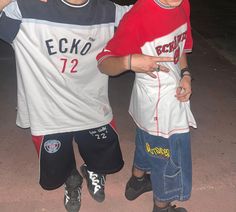 #eckounltd #ecko #90s #2000s #osiris #karlkani #baggy #matching 2000s Fashion Baggy, 2000s Skater Fashion, 90s Hiphop Fashion, 2000’s Outfit, Early 2000s Outfits, 2000 Outfits, 2000s Men, 2000s Vibe, 2000s Skater