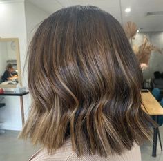 Highlights Brown Hair Balayage Straight, Brown Bob With Lowlights, Brunette Bob Balayage, Brunette Bob With Highlights, Brown Hair With Blonde Lowlights, Long Bob Brunette, Mousy Brown Hair, Light Brown Bob, Highlights Brown Hair Balayage