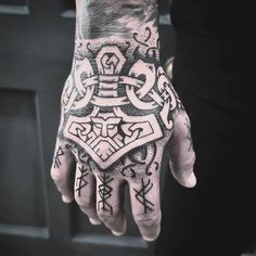 Valhalla Tattoo, Celtic Sleeve Tattoos, Rabe Tattoo, Watch Tattoo Design, Viking Warrior Tattoos, Norse Mythology Tattoo, Viking Tattoo Symbol