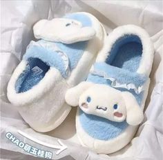 Anime Home, Kawaii Store, Hello Kitty Shoes, Dr Shoes, Plush Slippers, Kawaii Shoes, Cute Slippers, Home Slippers, Hello Kitty My Melody