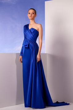 Her Trove - Pleated bodice one sleeve dress Edward Arsouni, Couture 2023, One Sleeve Dress, Satin Evening Dresses, Midi Dress Style, Long Midi Dress, Pleated Bodice, Satin Gown, Mom Dress