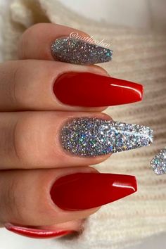 Cute red nails coffin shaped with two accent silver glitter nails design! - Credit: Instagram@nathcohen Red And Silver Nails, Cute Red Nails, Shorties Nails, Match Nails, Be More Feminine, Oval Acrylic Nails, Hoco Nails, Luggage Organizer, Classy Nail