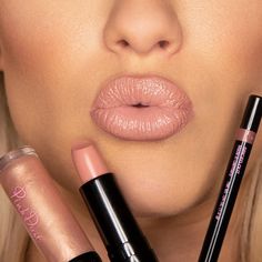 Natural Lipstick Shades, Nude Colour Lipstick, Perfect Lip Color, Lipstick Kit, Lip Combo, Natural Lipstick, Vanilla Latte, Perfect Lips