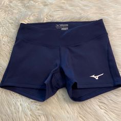 Mizuno Volleyball Shorts Brand New With Tags Size M Navy Blue Color (A2) Volleyball Wishlist, Volleyball Practice Outfits, Volleyball Spandex Shorts, Volleyball Clothing, Nike Winter Jackets, Mizuno Volleyball, Vollyball Outfits, Volleyball Spandex, Volleyball Clothes