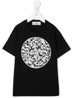 logo-print cotton T-shirt from Stone Island Junior featuring black, cotton, jersey knit, logo print to the front, crew neck, short sleeves and straight hem. | Stone Island Junior logo-print cotton T-shirt Casual Black T-shirt With Monogram Print, Summer Streetwear T-shirt With Monogram Print, Streetwear Monogram Print Short Sleeve T-shirt, Monogram Print Short Sleeve T-shirt For Streetwear, Short Sleeve Monogram Print T-shirt For Streetwear, Graphic Tee With Monogram Print And Short Sleeves, Summer Monogram Print T-shirt With Short Sleeves, Cotton Monogram Print Graphic Tee, Streetwear Monogram Print Crew Neck T-shirt