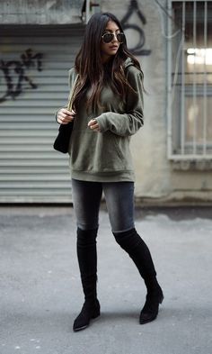 Otk Boots Outfit, Over The Knee Boot Outfit, Knee Boots Outfit, Outfits 2016, Casual Skirt Outfits, Boating Outfit, Fresh Outfits, Outfit Winter