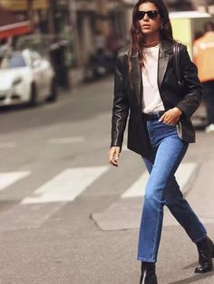 Women's Leather & Suede – FRAME Black Leather Shirt Outfit, Blazer Jeans Outfit Women, Tailored Blazer Women, Boyfriend Blazer Outfit, Leather Shirt Outfit, Luxurious Closet, Womens Tailored Suit, Black Blazer Outfit