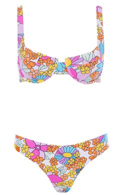 Vetchy's Best Seller bikini loved by fashion and travel influencers. Gorgeous bright Tropical print. Get yours by Valentine's day 2020.. Retro Beach, Fashion Swimwear, Floral Set, Cute Bathing Suits, One Piece Swimsuits, New 2023, Cute Swimsuits, Summer Bikinis, Swimwear Brands