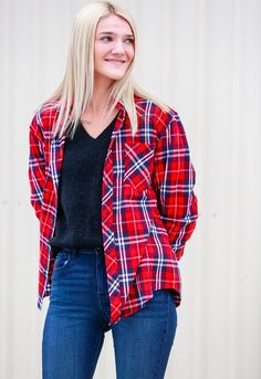 ESSENTIAL FLANNEL BUTTONDOWN Plaid Design, Brushed Cotton, Cotton Flannel, Women's Plaid Shirt, Must Haves, Button Down Shirt, Dress Up, Plaid, Men And Women