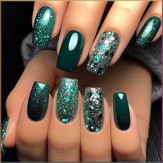 Most nails are painted with a deep, luxurious emerald green polish. The ring fingers feature a striking glitter accent, combining emerald and silver glitter for a dazzling effect. The glitter is densely packed, creating a sparkling contrast against the solid emerald nails. The overall look is glamorous and eye-catching. Glitter Emerald Green Nails, Emerald Green Silver Nails, Dark Green And Purple Nails, Emerald Green Nails With Silver, Emerald Green Glitter Nails, Green And Gold Glitter Nails, Nails That Go With Green Dress, Short Green Nails Ideas, Green Nails Glitter