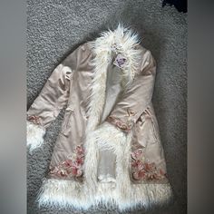 Nwt Hippie Shake Penny Lane Coat Beige W/Pink Floral Embroidery Size 10 Fits Small-Medium Elegant Winter Outerwear With Floral Embroidery, Elegant Floral Embroidered Winter Outerwear, Cream Long Sleeve Outerwear With Floral Embroidery, Beige Winter Outerwear With Floral Embroidery, Beige Floral Embroidered Winter Outerwear, Pink Embroidered Fitted Outerwear, Pink Fitted Embroidered Outerwear, Fitted Cream Embroidered Outerwear, Feminine Cream Long Sleeve Outerwear