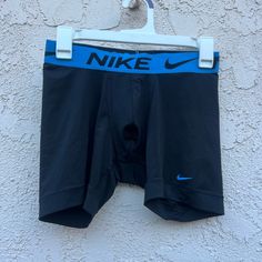 There’s 2 Colors Here. Black/White And Black/Blue. Different Price For Each And Not A Listing For Both. Preowned In Good Condition. Almost New Without Tags. Originally $28 Ships Out Asap. Preferably No Returns Or Exchanges. Sports Black Cotton Boxer Briefs, Black Cotton Sports Boxer Briefs, Nike Fitted Boxer Briefs For Sports, Nike Fitted Sporty Boxer Briefs, Nike Fitted Boxer Briefs For Training, Nike Casual Boxer Briefs For Gym, Nike Casual Sports Boxer Briefs, Sporty Black Anti-odor Boxer Briefs, Stretch Black Boxer Briefs With Letter Print