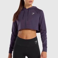 Gymshark Training Cropped Hoodie Size Xxl - Purple Please Note That This Item Is In Used Condition And Is Not Nwt - No Holes Or Stains Gymshark Hoodie, Gym Hoodie, Gymshark Women, Winter Pullover, Grey Pullover, Workout Hoodie, Oversize Hoodie, Cropped Hoodie, The Gym