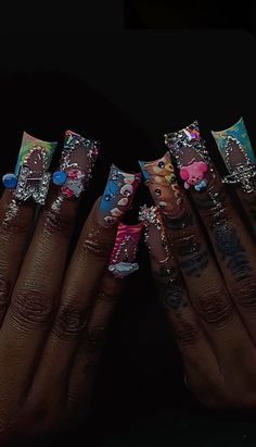 Junk Nails Black Women, Long Duck Nails Acrylic Y2k, Colorful Nails With Charms, Piercing Nails Art Designs, Nail Piercing Acrylic, Exotic Duck Nails, Junk Duck Nails, Early 2000 Nails