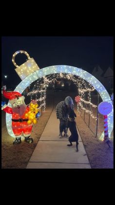 Super easy DIY Christmas arch tunnel. Even the dog approves! 😂 Diy Christmas Arch, Christmas Arch, 2nd Year, The Arch, Easy Christmas Diy, Diy Christmas, The Dog