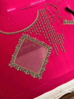 Boat Neck Aari Work Designs, Simple Wedding Blouse Designs, Netted Blouse Designs, Bridal Blouses, Latest Bridal Blouse Designs, Aari Blouse, Traditional Blouse Designs, Maggam Works, Blouse Design Images