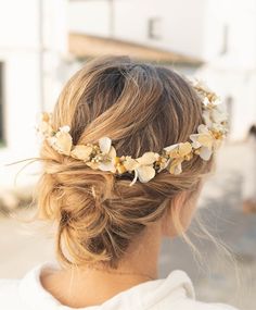 Bridal Hairdo, Bridal Elegance, One Hair, Bridal Beauty, Pretty Wedding, Tropical Wedding, Wedding Deco, Flower Headband