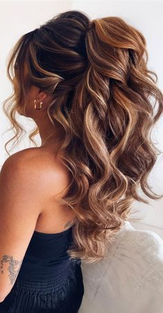 Wedding Hairstyles Long Fine Hair, Glam Half Up Half Down Wedding Hair, Romantic Down Hairstyles, Curly Bride Hairstyles Half Up Half Down, Wedding Guest Hairstyles Blonde, Half Up Wedding Hair With Hairpiece, Long Formal Hairstyles Half Up, Glam Curls Wedding Half Up Half Down, Big Curly Prom Hair