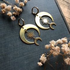 Sun and Moon Brass Earrings Leverbacks Big Earrings - Etsy Eyeball Earrings, Agate Slice Necklace, Celestial Earrings, Brass Hoops, Gold Sun, Big Earrings, Hypoallergenic Earrings, Black And Brass, Aura Quartz