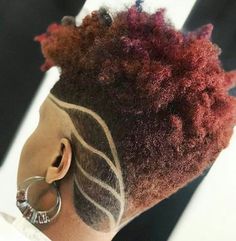 Haircut Natural Hair, Tapered Haircut For Women, Faded Haircut, Short Natural Haircuts, Shaved Side, Cabello Afro Natural, Shaved Hair Designs, Tapered Natural Hair, Twisted Hair