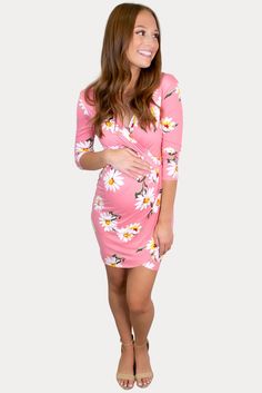 Size: 1 Cute Stretch Mini Dresses, Spring Dress With Sweetheart Neckline And Stretch, Summer Maternity Dress With Stretch, Stretch Summer Maternity Dresses, Spring Pink Bodycon Dress With Sweetheart Neckline, Fitted V-neck Maternity Dress With Floral Print, Pink Bodycon Dress With Sweetheart Neckline For Spring, Fitted Spring Maternity Dress, Fitted Maternity Dress For Spring