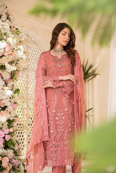 Luxury Tea Pink Embroidered Pakistani Salwar Kameez Dupatta Party Dressis a stunning attire that will give you an ethnic look on the big day. Premium quality fabric and lavish designs on this masterpiece make it the epitome of beauty and your foremost priority. Pakistani Kameez: The kameez has an alluring pink color and it is emblazoned with Embroidery and Threads. The front of thispink kameez is intricately adorned with graceful designs, making it a perfect choice to wear on the festive occasio Pink Salwar Kameez, Pakistani Kameez, Salwar Kameez Pakistani, Luxury Tea, Pakistani Salwar, Pakistani Salwar Kameez, Ethnic Looks, Organza Dupatta, Make Color