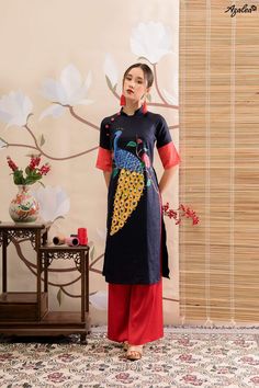 Shanghai Dress, Ao Dai Vietnamese, Indochine Style, Vietnam Dress, Chinese Style Dress, Vietnamese Traditional Dress, Vietnamese Dress, Batik Design, Qipao Dress