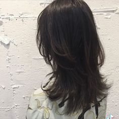 Wolfcut Side Profile, Shoulder Length Black Hair, Hush Cut, Middle Hair, Hair Inspired, Haircuts For Long Hair With Layers, Straight Black Hair