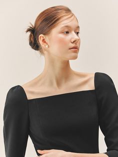 This product features an elegant long dress with a square neckline that gracefully frames the collarbone and enhances the garment's classic charm. The fitted bodice transitions seamlessly into a flared skirt, creating a silhouette that celebrates the timeless beauty of a full sweep. Designed with three-quarter sleeves, this dress marries modesty with a touch of sophistication. - This square neck dress is meticulously crafted to accentuate a poised and graceful silhouette.- The flared skirt Square Neck Dress Outfit, Flare Long Dress, Square Neck Dress, Elegant Dresses Long, Fitted Bodice, Square Neck, Flare Skirt, Timeless Beauty, Bodice