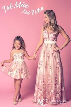 Mommy Daughter Dresses, Mom Daughter Matching Dresses, Mom And Baby Outfits, Mom Daughter Outfits, Mommy Daughter Outfits, Mother Daughter Fashion, Mother Daughter Matching Outfits, Mother Daughter Dresses Matching, Mom And Daughter Matching