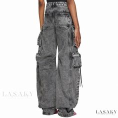 Lasaky - Urban Chic Acid Wash Cargo Denim Jeans with Multiple Pockets and Wide Leg Design Cargo Pants Street Style, Preppy Punk, Jeans Outfit Summer, Denim Cargo Pants, Jean Large, Vintage Preppy, Denim Pocket, Jeans Cargo, Cooler Look