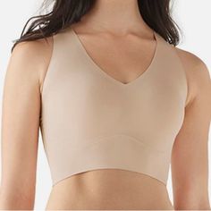 True & Co Women S Beige Comfort Pullover Removable Pads V-Neck Lift Bra. New With Tags. All Our Items Come From A Smoke Free Environment. We Would Be Happy To Combine Shipping So Feel Free To Look Around Our Store And Let Us Know If You Have Any Questions. Wide Strap Bra, Beige Comforter, Purple Bras, Neck Lift, Mesh Bra, Full Cup Bra, Racerback Bra, People Shopping, Triangle Bra