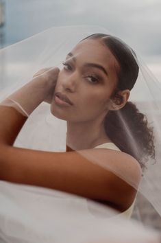 Editorial Photo of Black model with hair pulled back into a low ponytail. Sheer White Tulle covers her face. Tulle Fabric Photoshoot, Soft Light Photoshoot, Soft Photoshoot Ideas, Photoshoot With Fabric, Tulle Photoshoot Ideas, Sheer Fabric Photoshoot, Fabric Editorial, Fabric Photography Ideas, Taylor Richardson