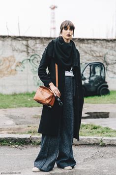 Model Street Style, Vintage Flare, Fashion Sites, Layer Style, 2016 Fashion, Fall Winter Outfits, Milan Fashion