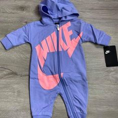 New With Tags Boy Nike Outfits, Sherpa Outfit, Boys Nike Outfits, Nike Romper, Nike Onesie, Baby Nike, Nike Baby, Blue One Piece, Nike Zip Up