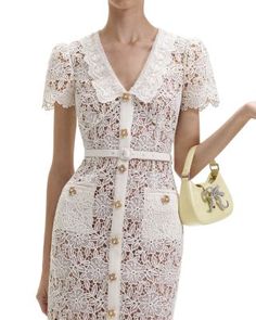 Self-Portrait Lace Midi Dress Corporate Dress, Pearl Collar, Fitted Style, Spring Fashion Trends, Lace Midi, Spring Trends, Cream Lace, Lace Midi Dress, Face Framing