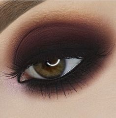 Trucco Smokey Eye, Beautiful Eye Makeup, Dramatic Makeup, Bold Makeup, Makeup Eye Looks, Dark Makeup, Full Time Work