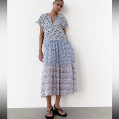 Cotton Midi Dress. Round Next And Short Sleeves. Side Hidden In Seam Pockets. Front Opening With Hidden Button Closure. White Casual Patchwork Maxi Dress, Casual White Patchwork Maxi Dress, Casual White Maxi Dress With Patchwork, Blue Patchwork Dresses For Daywear, Chic Summer Midi Dress With Patchwork, Casual Blue Patchwork Midi Dress, Blue Patchwork Midi Dress With Short Sleeves, Chic Short-sleeve Dresses With Patchwork, Chic Short Sleeve Dresses With Patchwork