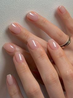 Get ready to fall in love with these timeless nude nail designs, perfect for boosting your nail game to the next level! Dip Nail Natural Look, Natural Looking Gel Nails Classy, Classy Short Nail Colors, Short Clean Gel Nails, Neutral Everyday Nails, Natural Manicured Nails, Very Short Gel X Nails, Natural Looking Nails Short, No Polish Acrylic Nails