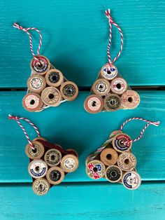 Christmas Tree Upcycled Vintage Wooden Sewing Spool Ornament Holiday Decor - Etsy UK Button Trees, Themed Ornaments, Button Ideas, Button Tree, Menu Planner