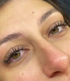 Angel set lashes Super Light Lash Extensions, Subtle Classic Lash Extensions, Subtle Lashes Extensions, Lash Extensions Styles Simple, Angle Eyelash Extensions, Subtle Eyelash Extensions Natural, Lash Extensions Minimal, Spiky Classic Lash Extensions, Soft Wispy Eyelash Extensions