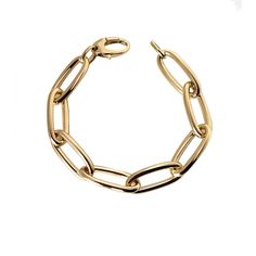 Crafted in 14K gold, Jo Nayor's Jumbo Oval Link Bracelet is a true attention getter. These 7" or 8" bracelets feature a solid gold clasp. Available in yellow and rose gold. Diamond Necklaces, Evil Eye Charm, Wire Bracelet, Link Bracelets, Heart Charm, Evil Eye, Perfect Pair, Solid Gold, Diamond Necklace