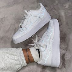 Shoe Goals, Custom Painted Shoes, White Nike Shoes, Air Forces, Nike Trainers, Custom Nikes