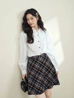 ❤ Item Size (cm)     Size Waist Hips Outseam length Hem size   S 67 105 44.5 162   M 70 108 45 166   L 73 111 45.5 170     ❤ Commodity Details     Brand KUOSE   SPU KSI2408009   Color PLAID   Size S,M,L   Material FABRIC: 76%POLYESTER 20.8%VISCOSE 3.2%SPANDEX LINING: 100%POLYESTER   Stretch Slightly Stretchable   Thickness Routine Vest Blazer, Mini Short, Plaid Mini Skirt, Winter Trends, Tank Top Cami, Cardigan Jacket, Blazer Coat, Red Plaid, Green And Purple