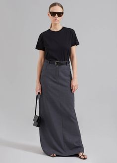 Malvo Long Pencil Skirt - Charcoal – The Frankie Shop Tailored Maxi Skirt Outfit, Commuter Style, Long Pencil Skirt, Pencil Skirt Outfits, The Frankie Shop, Suiting Fabric, Frankie Shop, Beautiful Skirts, Straight Skirt