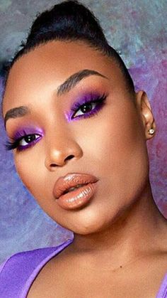 Pop Of Color Makeup Black Women, Bright Makeup Looks Black Women, Monochromatic Makeup Looks, Melanin Makeup, Monochromatic Makeup, Bombshell Makeup, Makeup Beauty Room, Budget Makeup