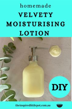 Make this Velvety Moisturising Lotion (it's non-greasy!) with only 4 ingredients! Perfect for your face, hands and body. #diy #naturaldiy #skincare Diy Hand Lotion Non Greasy, Diy Hand Cream Non Greasy, Diy Body Lotion Non Greasy, Non Greasy Lotion Recipe, Diy Body Lotion With Essential Oils, All Natural Body Lotion, Bathing Culture, Body Lotion Recipes, Medicinal Remedies