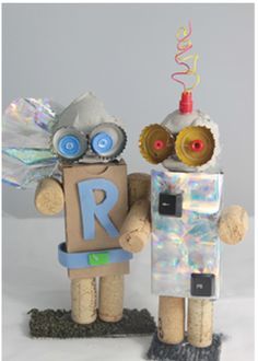 Robot From Waste Material, Recycled Crafts Kids Projects, Egg Carton Art, Art And Math, Engineering Art